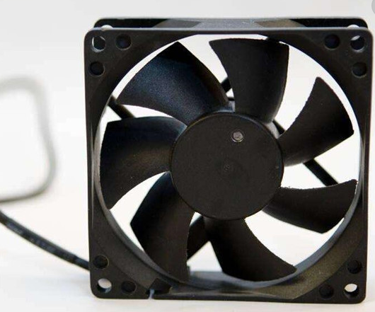 電腦風(fēng)扇不轉(zhuǎn)