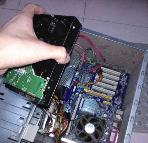 臺(tái)式電腦 臺(tái)式電腦