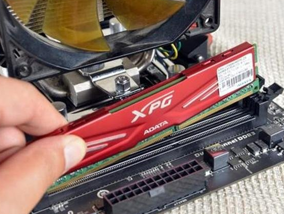 電腦按開機(jī)鍵沒反應(yīng)