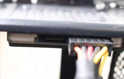 電腦組裝教程圖解