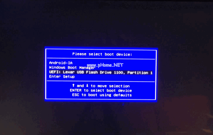 u盤插入如何重裝系統(tǒng)